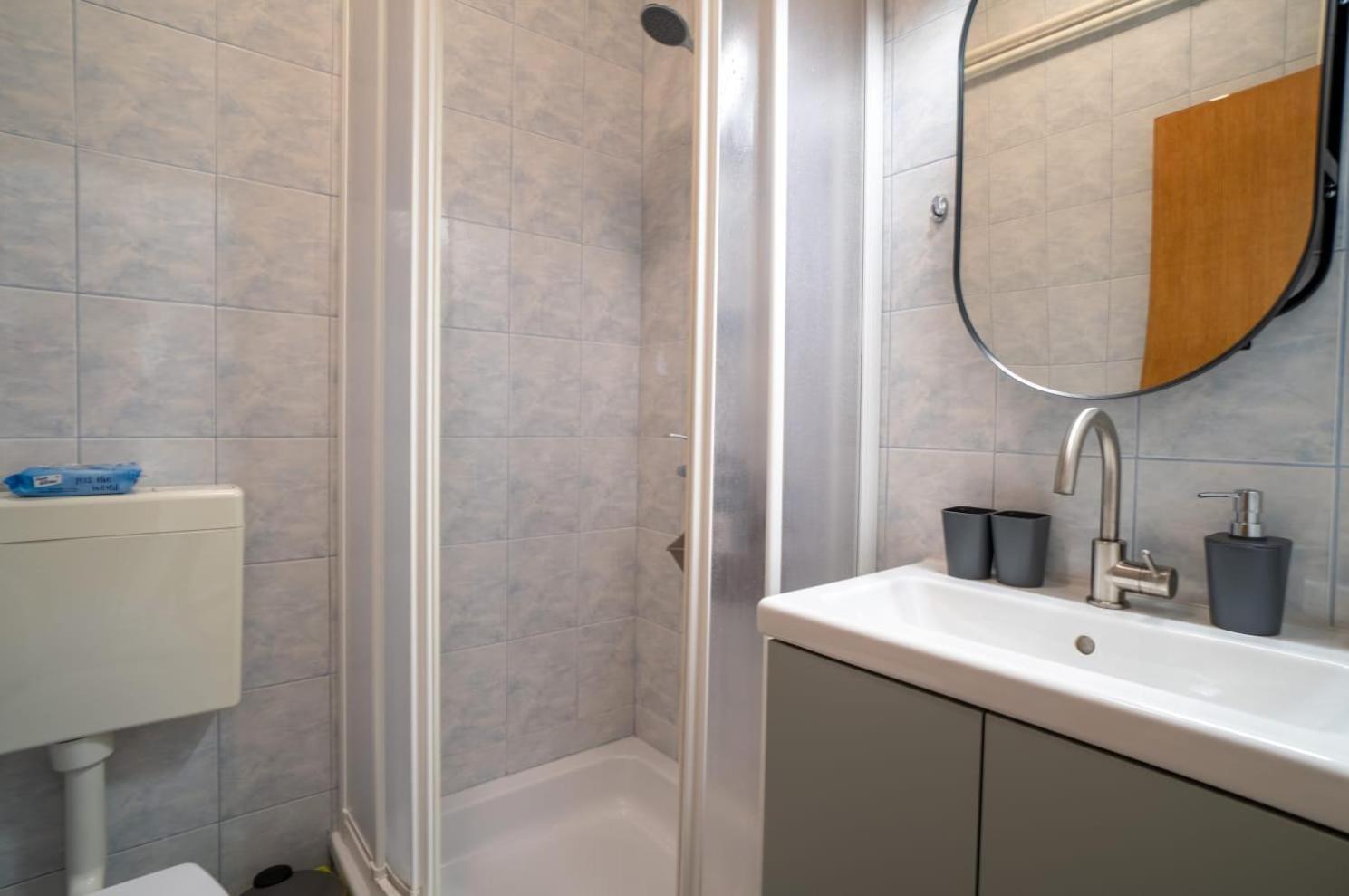 Apartman Mihovil Gospić Екстериор снимка